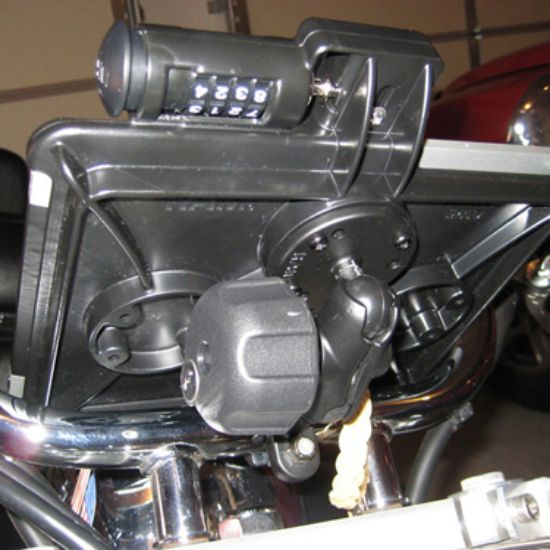 RAM® Latch-N-Lock™ for Apple iPad Gen 1-2 with Handlebar U-Bolt Base