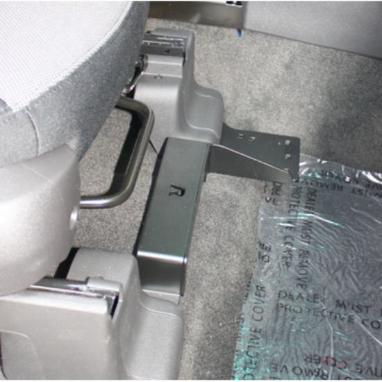 RAM® No-Drill™ Vehicle Base for '11-18 Ford Explorer
