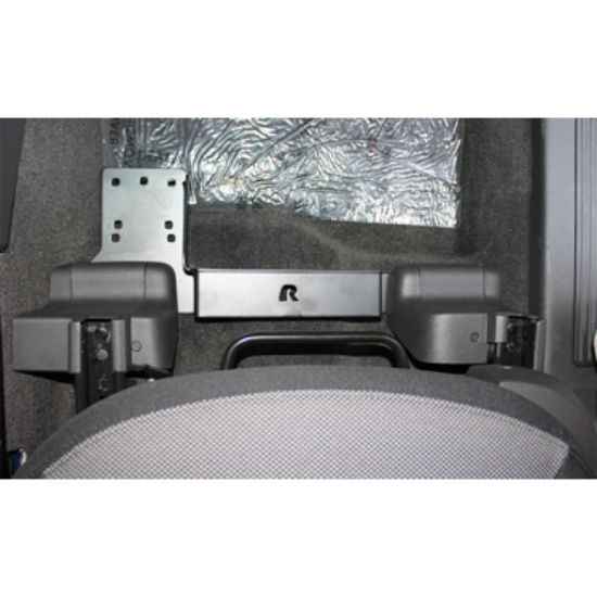 RAM® No-Drill™ Vehicle Base for '11-18 Ford Explorer